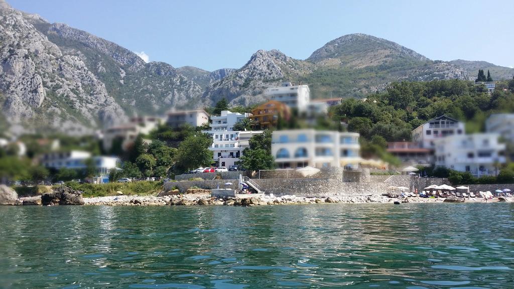 Апартаменти Two Palms