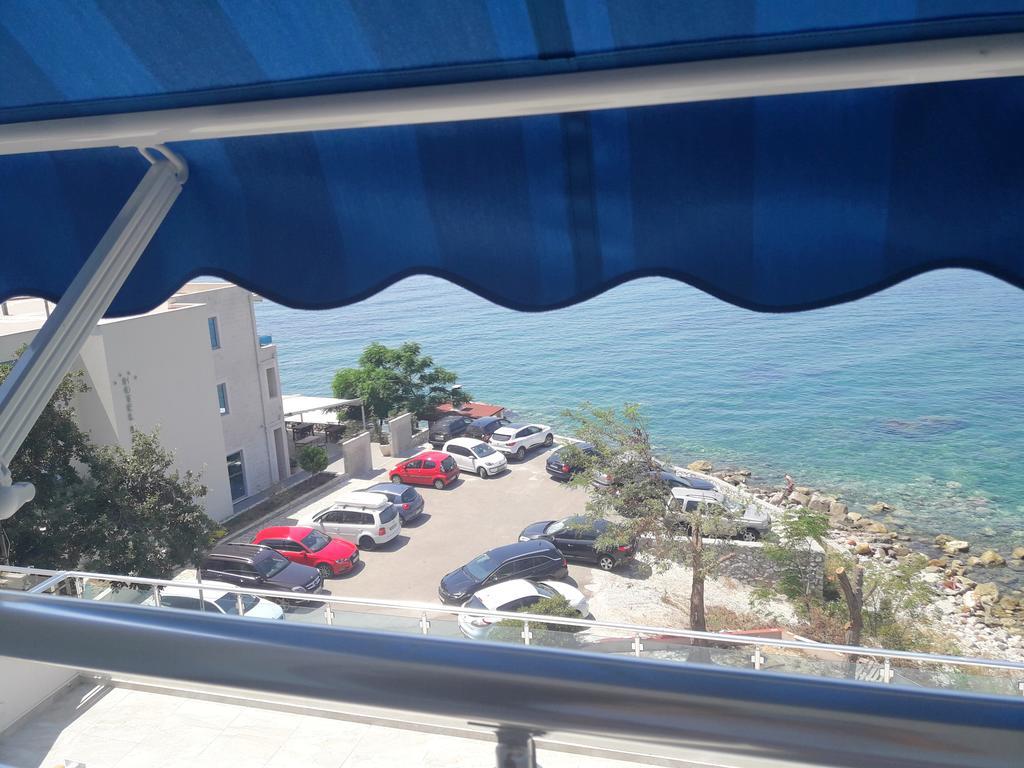 Апартаменти Two Palms Сутоморе